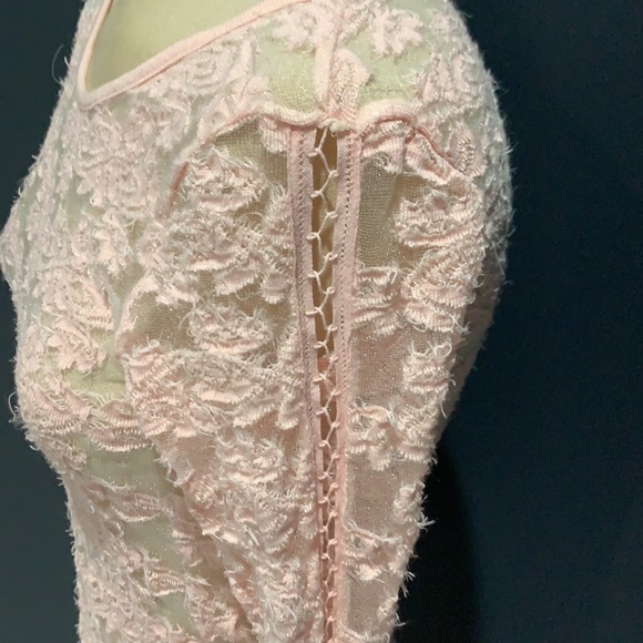 Free people sheer pink boho top - Picture 5 of 17